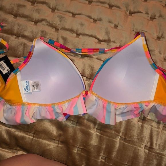 California Waves Bikini Top - Picture 4 of 5